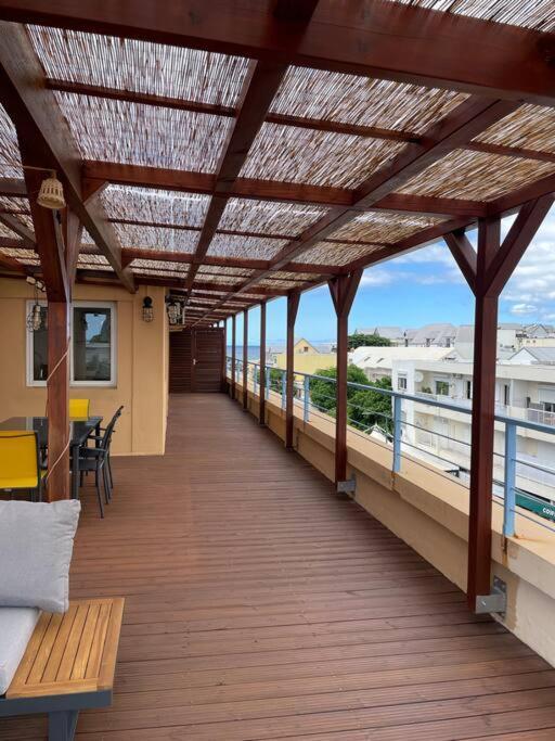 Rare ! Spacieux T3 En Roof-Top Au Barachois - 2 Ch Climatisees - 6 Couchages - Proche Aeroport Saint-Denis Exterior foto